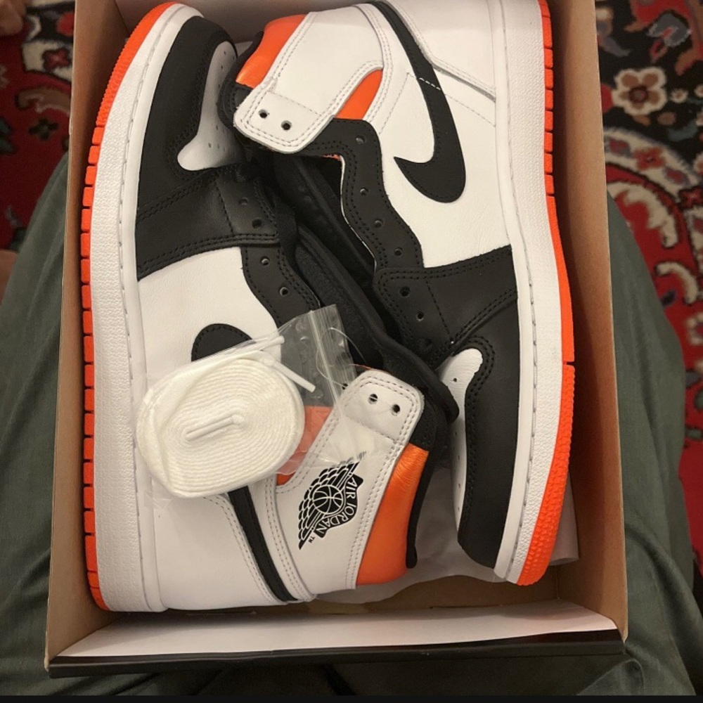 Air Jordan 1’s
